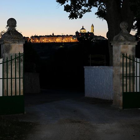 לוקורוטונדו Agriturismo Masseria Aprile מראה חיצוני תמונה
