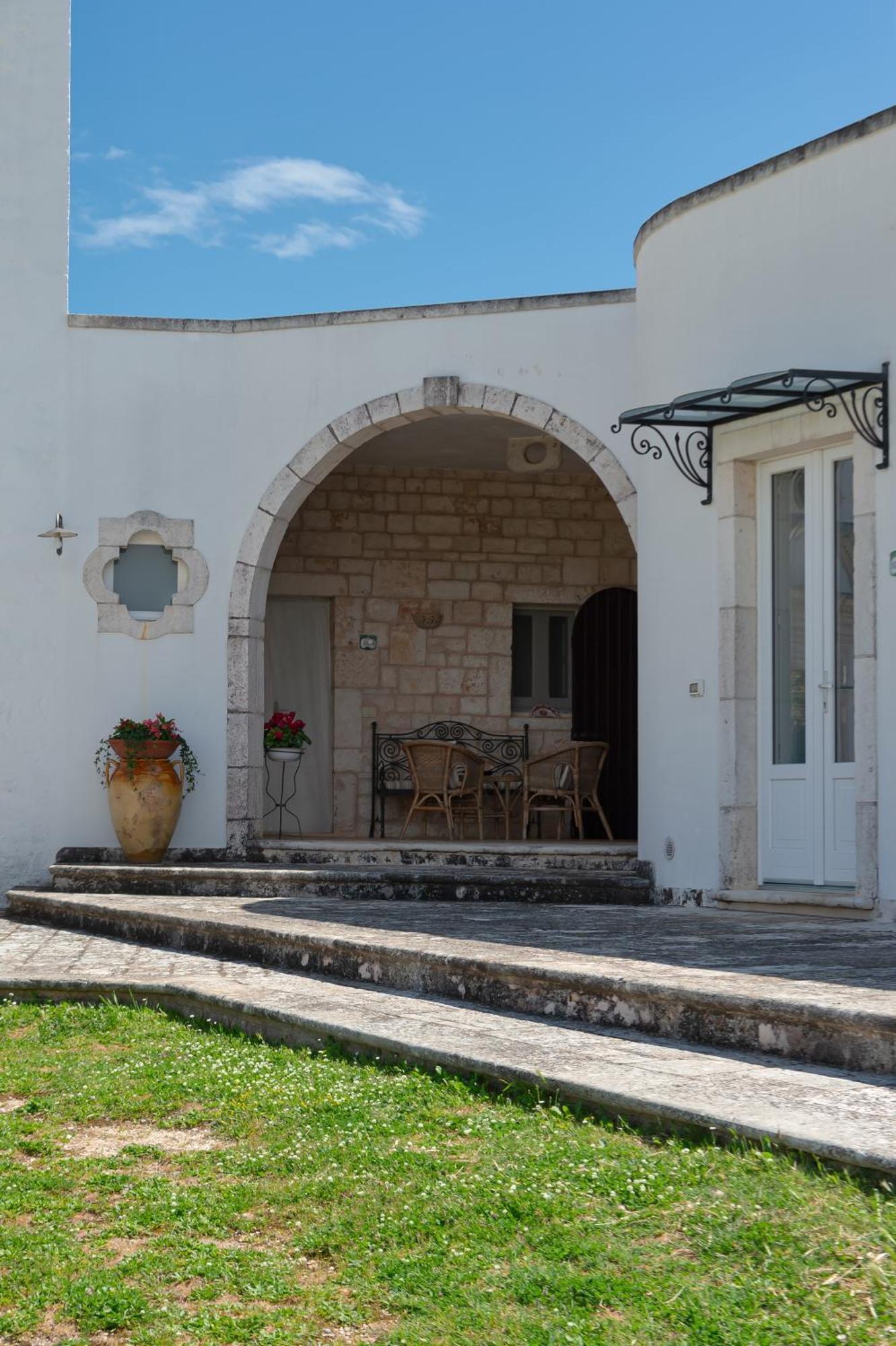 לוקורוטונדו Agriturismo Masseria Aprile מראה חיצוני תמונה