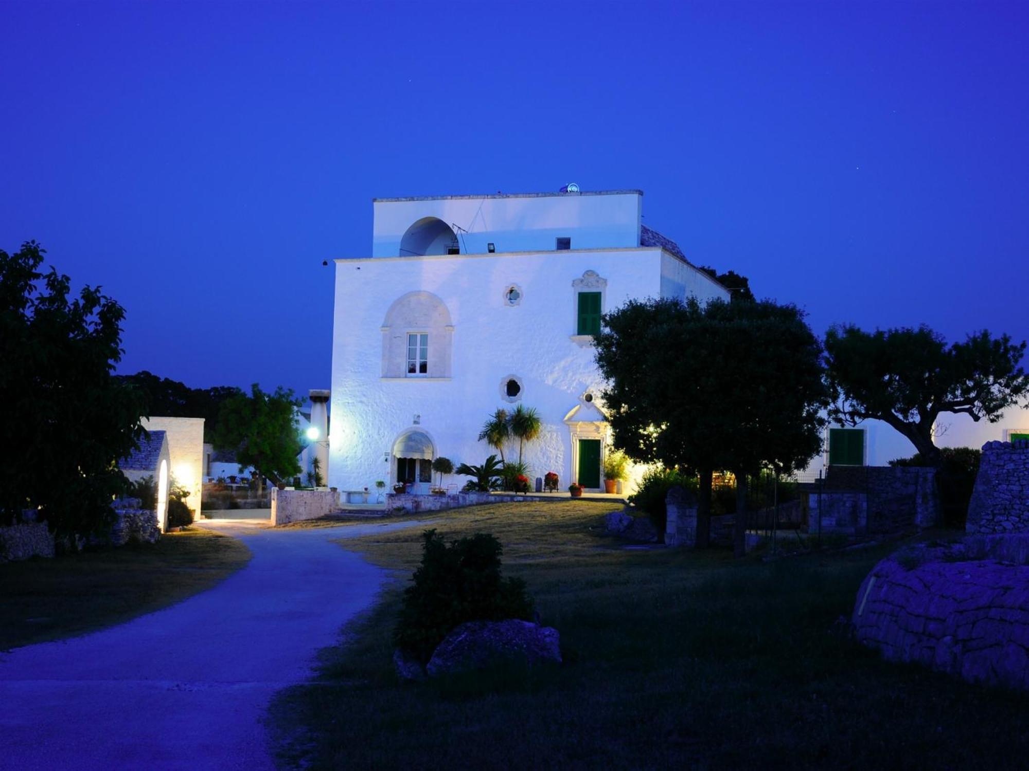 לוקורוטונדו Agriturismo Masseria Aprile מראה חיצוני תמונה